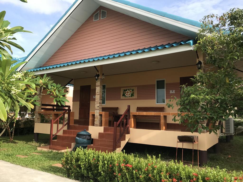 Sangtong Beach Resort Лаем-Синг Экстерьер фото