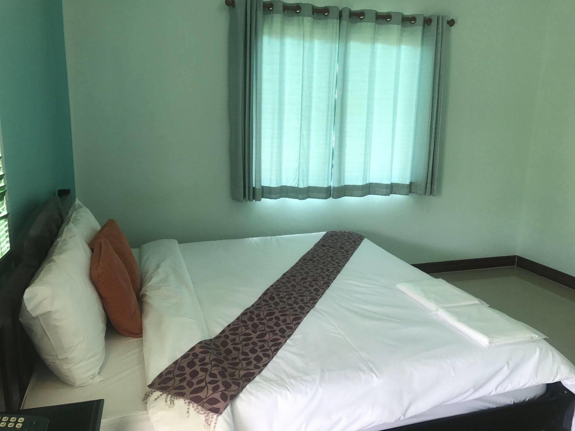 Sangtong Beach Resort Лаем-Синг Экстерьер фото